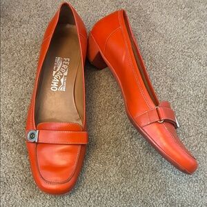Salvatore Ferragamo Women's Vibrant Orange size 8.5